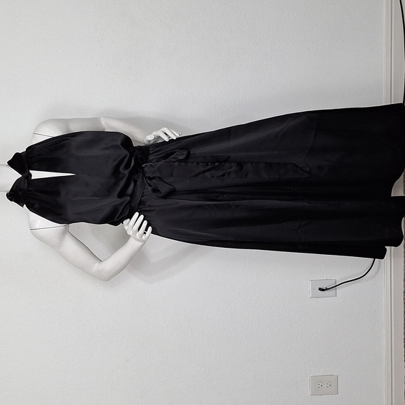 Anne Klein - Picture 2 of 12